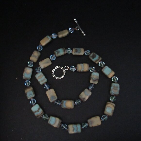 Czech UG bead necklace - Picture 11 of 12